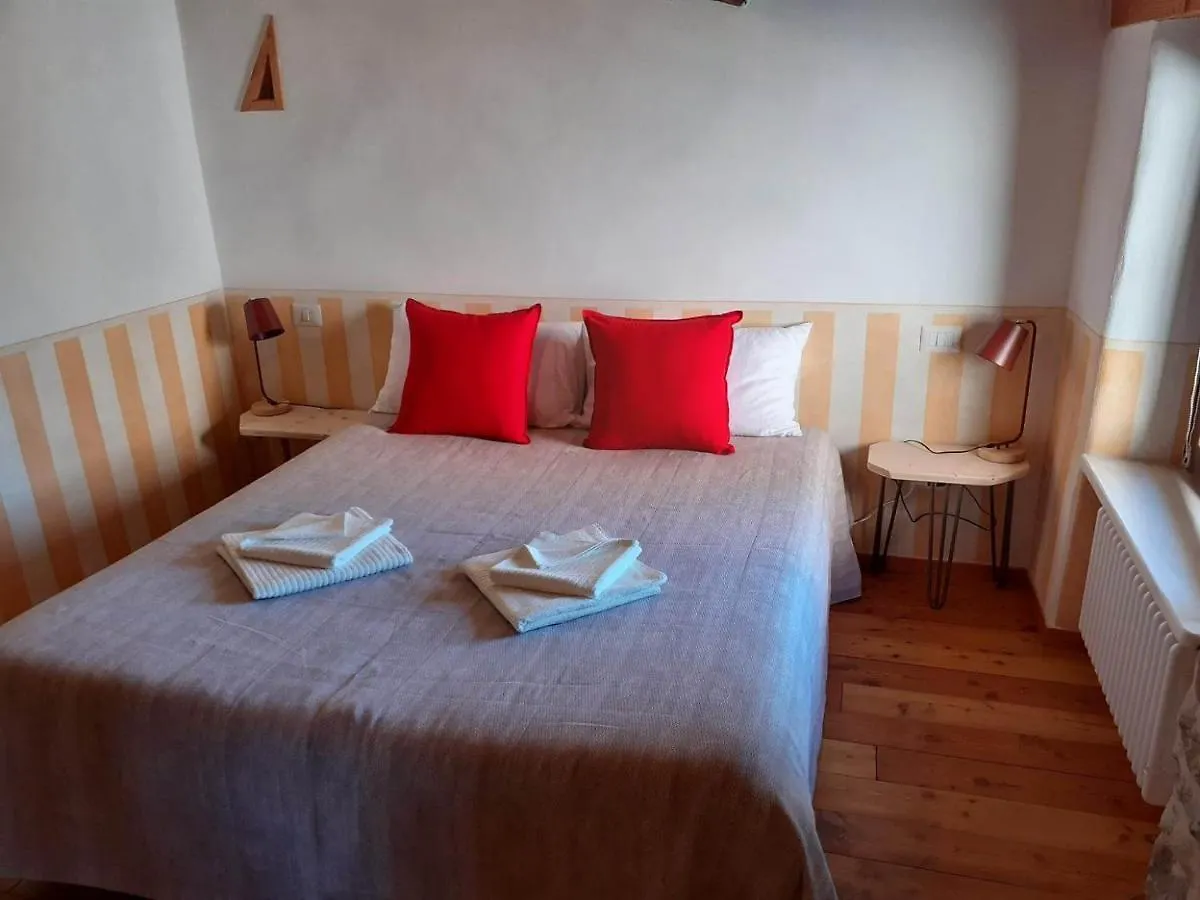 Guest house La Casa Torre Hotel Pignone Italy