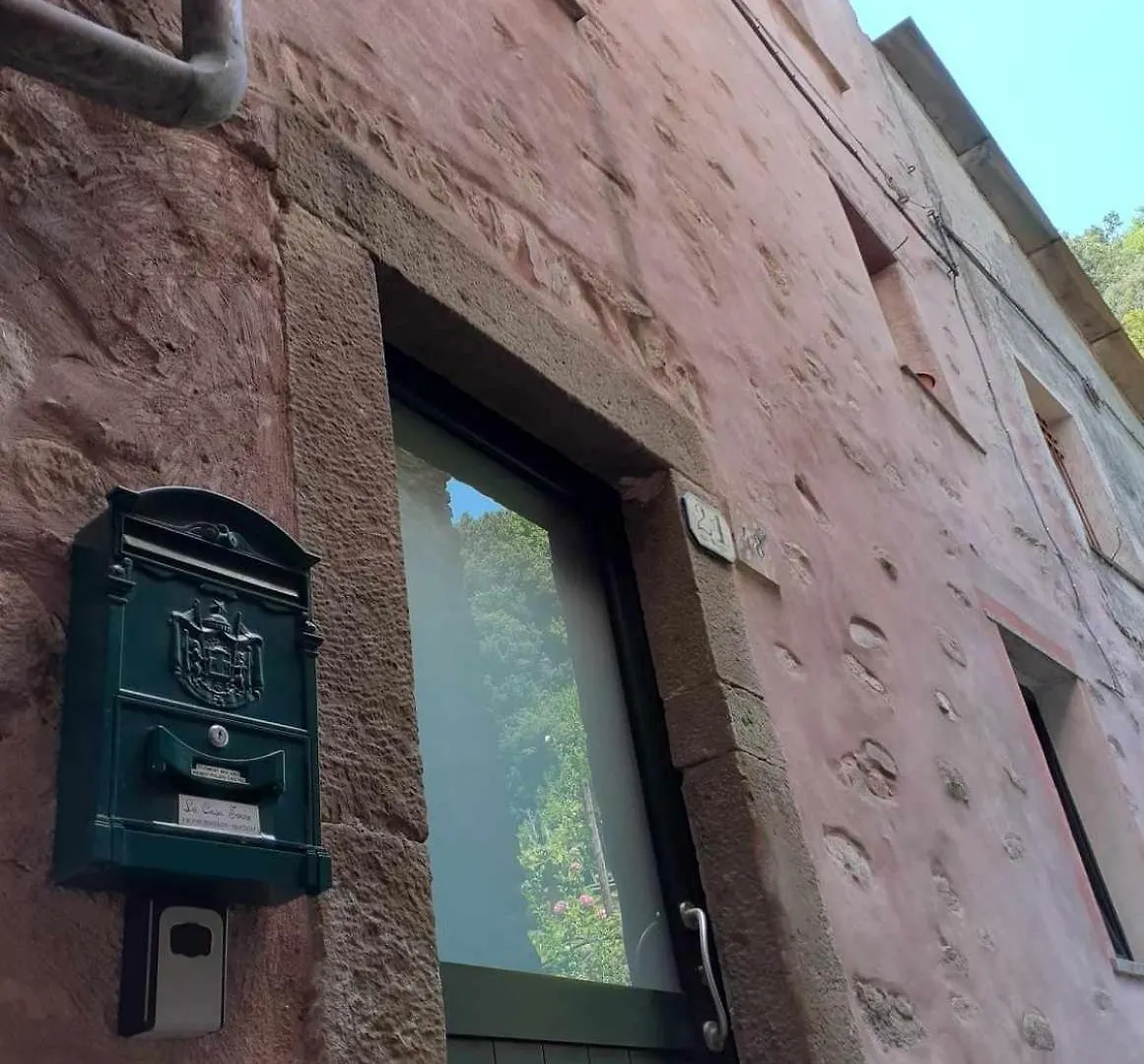 La Casa Torre Hotel Pignone Guest house
